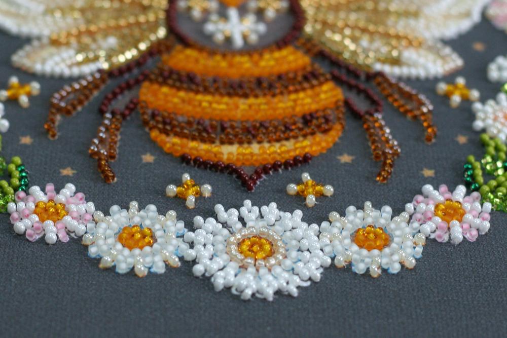 DIY bead embroidery kit Bee